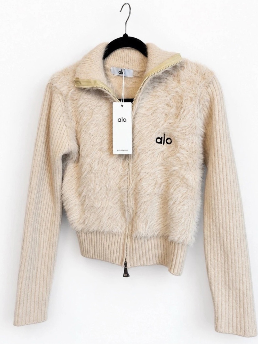 Alo Yoga Cream Fuzzy Faux Fur Zip Jacket Cardigan Women’s XS/S NWT